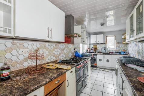 53 Hillborough Road, Luton LU1 5EY