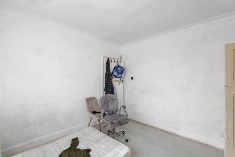 53 Hillborough Road, Luton LU1 5EY