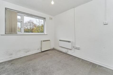 Flat 11, Lyndon House, 2 Conifer Drive, Birmingham B31 2HX