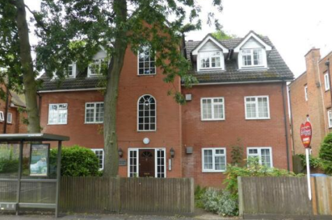 9 Princess Court, Alexandra Road, Farnborough, Hampshire, GU14 6EE