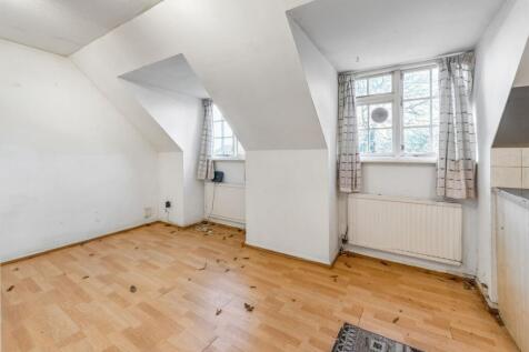 9 Princess Court, Alexandra Road, Farnborough, Hampshire, GU14 6EE