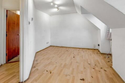 9 Princess Court, Alexandra Road, Farnborough, Hampshire, GU14 6EE