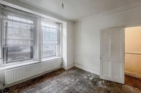 117 Penwith Road, Earlsfield, London SW18 4QE