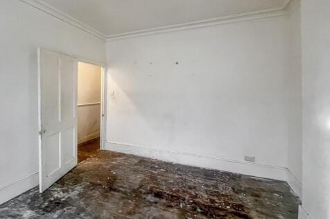 117 Penwith Road, Earlsfield, London SW18 4QE