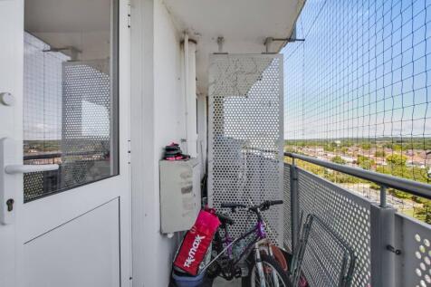 114 Jersey House, 2 Eastfield Road, Enfield, Middlesex, EN3 5UY