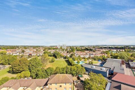 114 Jersey House, 2 Eastfield Road, Enfield, Middlesex, EN3 5UY