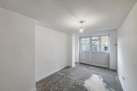 76a Meeting House Lane, Peckham, London SE15 2TX