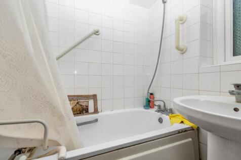 74 Lyal Road, Bow London E3 5QQ