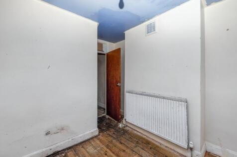 74 Lyal Road, Bow London E3 5QQ