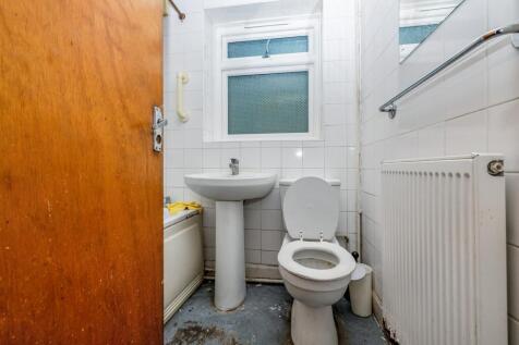 74 Lyal Road, Bow London E3 5QQ