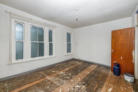 74 Lyal Road, Bow London E3 5QQ