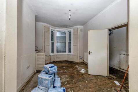 74 Lyal Road, Bow London E3 5QQ