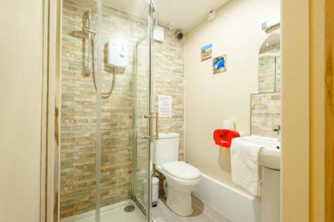 Panteinion Hall, Ffordd Panteinion, Friog, Fairbourne, Gwynedd, LL38 2TJ