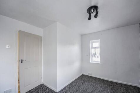 1 Fieldside Road, Pulloxhill, MK45 5HN