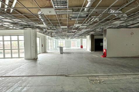 11 Vine Street, Uxbridge UB8 1QE