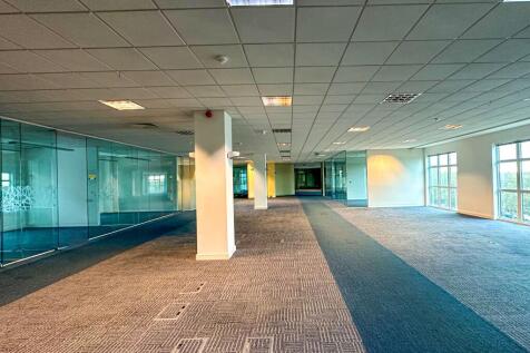 11 Vine Street, Uxbridge UB8 1QE