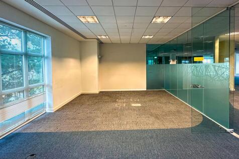 11 Vine Street, Uxbridge UB8 1QE