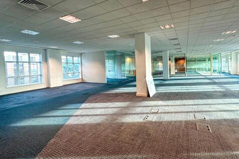 11 Vine Street, Uxbridge UB8 1QE