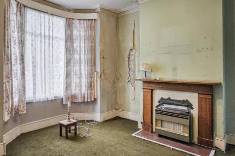 10 Brouncker Road, Acton, London W3 8AQ