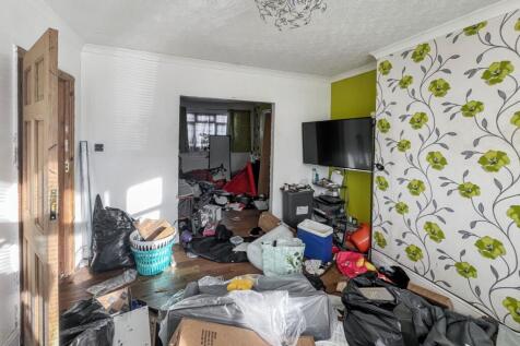 66 Penrith Road, Thornton Heath, Surrey, CR7 8PL