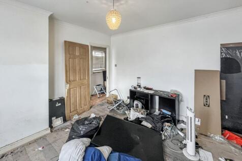 66 Penrith Road, Thornton Heath, Surrey, CR7 8PL