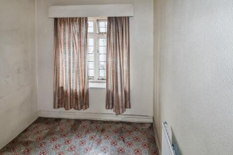 87 Lilycroft Road, Bradford, BD9 5AH