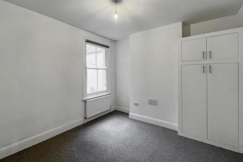 46 46a Clarendon Road, Wimbledon SW19 2DU