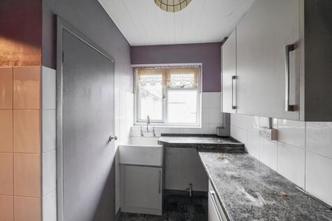 10 Hudson Rd, Hayes, Middlesex, UB3 5EL