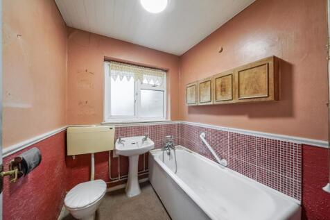 10 Hudson Rd, Hayes, Middlesex, UB3 5EL