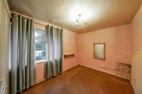 10 Hudson Rd, Hayes, Middlesex, UB3 5EL