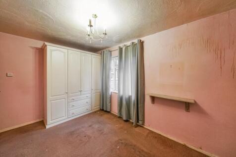 10 Hudson Rd, Hayes, Middlesex, UB3 5EL