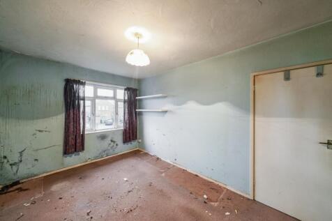 10 Hudson Rd, Hayes, Middlesex, UB3 5EL