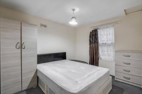 18 Morton Road, Stratford, London E15 4AN