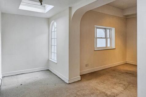 Flat 6 Edinburgh House, 56-57 Courtfield Gardens, London SW5 0NF