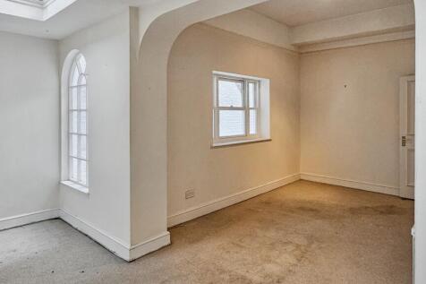 Flat 6 Edinburgh House, 56-57 Courtfield Gardens, London SW5 0NF