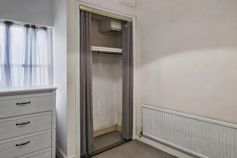 Flat 6 Edinburgh House, 56-57 Courtfield Gardens, London SW5 0NF