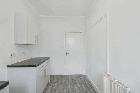 Flat C, 197 Kilburn Park Road, London NW6 5LG