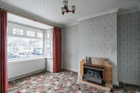 24 Gordon Avenue, Hornchurch, Essex, RM12 5EA