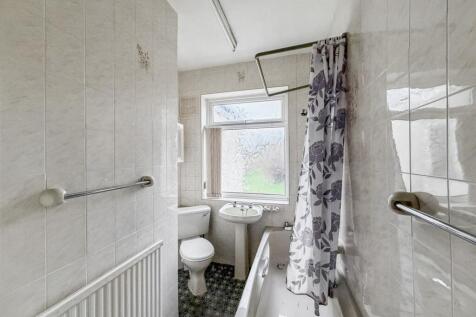 24 Gordon Avenue, Hornchurch, Essex, RM12 5EA