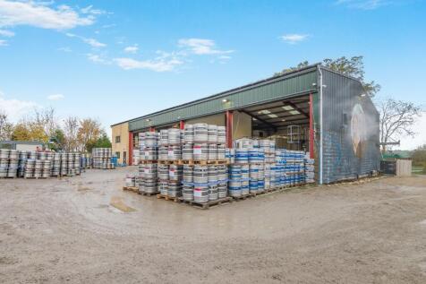 Hawkstone Brewery, College Farm, Stow Road, Bourton-on-the-Water, Gloucestershire GL54 2HN