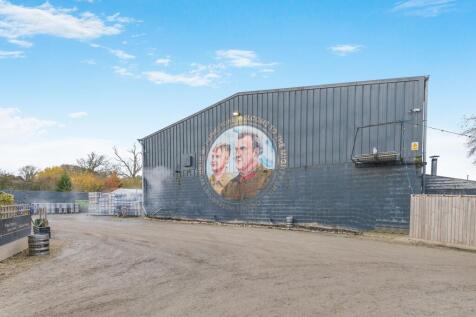 Hawkstone Brewery, College Farm, Stow Road, Bourton-on-the-Water, Gloucestershire GL54 2HN