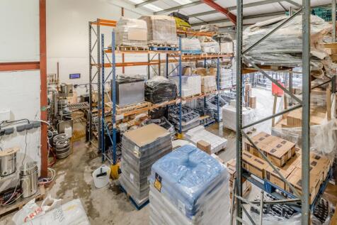 Hawkstone Brewery, College Farm, Stow Road, Bourton-on-the-Water, Gloucestershire GL54 2HN