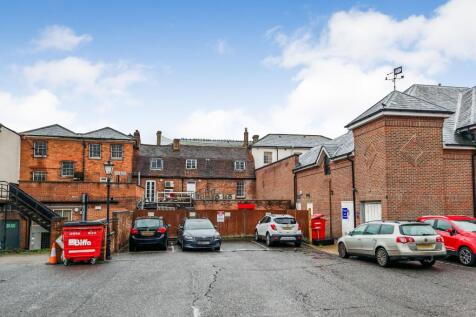 15 The Borough, Farnham, GU9 7NF