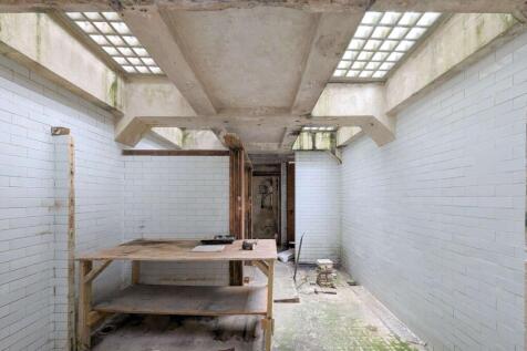 Former Public Conveniences, Robson Road, West Norwood, London SE27 9LA