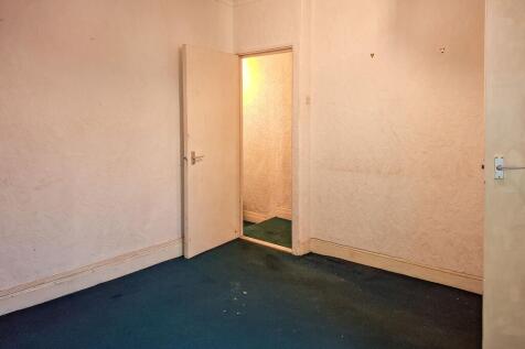 43 Gladstone Street, Brotton, Saltburn-by-the-Sea TS12 2TU