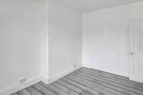 Flat 110, Phipps House, Australia Road, London, W12 7QF