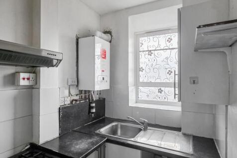 Flat 110, Phipps House, Australia Road, London, W12 7QF