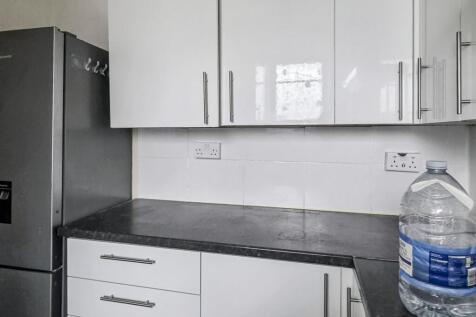 Flat 110, Phipps House, Australia Road, London, W12 7QF