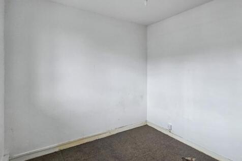 Flat 110, Phipps House, Australia Road, London, W12 7QF