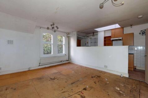 70C Colvestone Crescent, Hackney, London, E8 2LJ